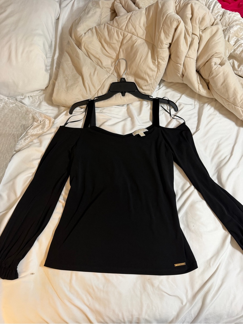 Michael Kors Black Cold-Shoulder Long Sleeve Top - Women